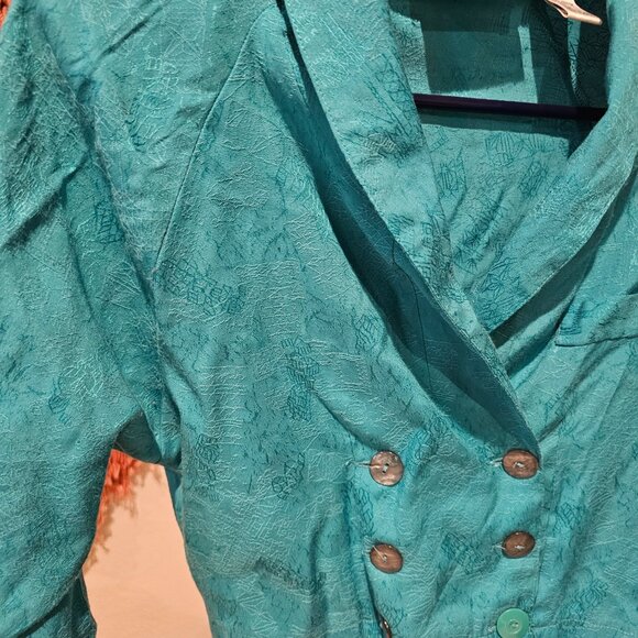 Vintage Notorious Button Blazer - Picture 2 of 8